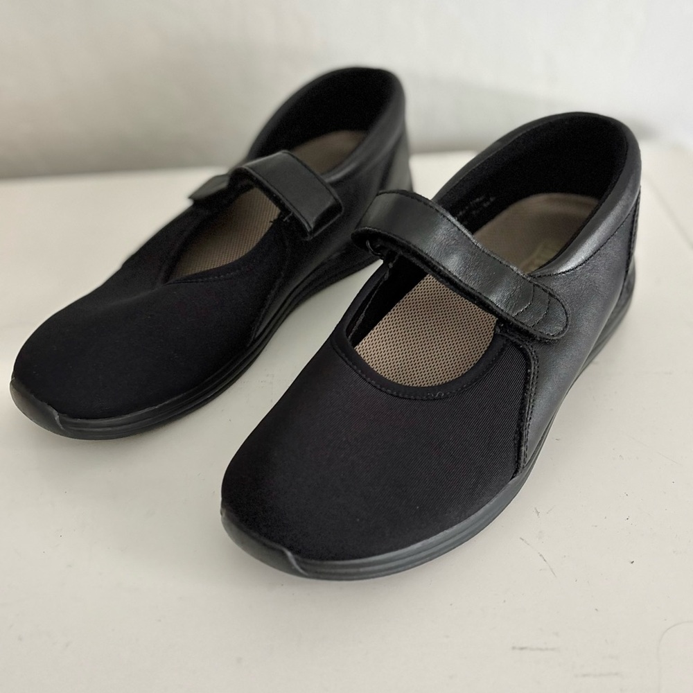 Drew Magnolia Women’s Leather Stretch Maryjane Orthopedic Shoes, Black Size 8.5W